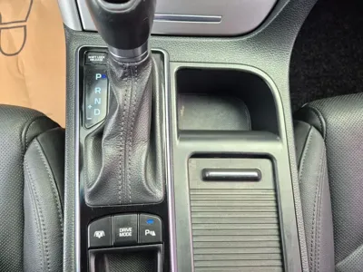 Hyundai Sonata 2015, 85966 км, за 7475.78 USD - фото 12
