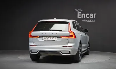 Volvo XC60 2022, 70728 км, за 26176.64 USD