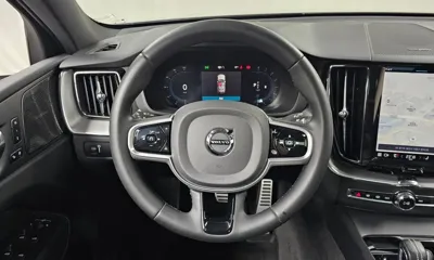 Volvo XC60 2022, 70728 км, за 26176.64 USD - фото 13