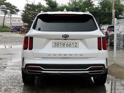 Kia Sorento 2021, 79265 км, за 13668.03 USD