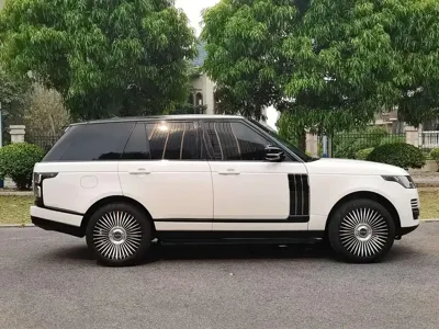 Land Rover Range Rover 2016, 190000 км, за 51205.6 USD - фото 16