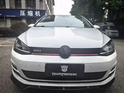Volkswagen Golf 2016, 65000 км, за 4768.61 USD