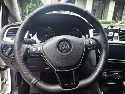 Volkswagen Golf 2016, 65000 км, за 4745.57 USD - фото 9