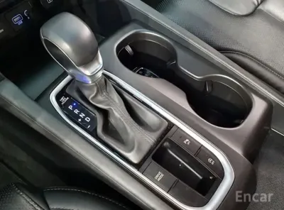 Hyundai Santafe 2019, 38997 км, за 12414.6 USD - фото 9
