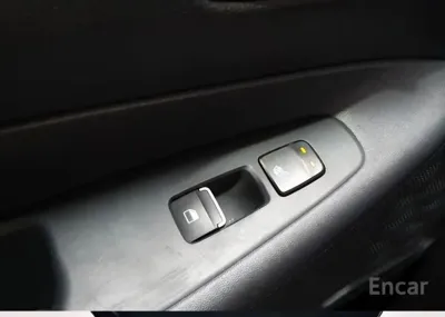 Hyundai Santafe 2019, 38997 км, за 12414.6 USD - фото 19