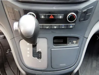 Hyundai Starex 2019, 150378 км, за 6498.62 USD - фото 10