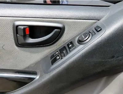 Hyundai Starex 2019, 150378 км, за 6498.62 USD - фото 11