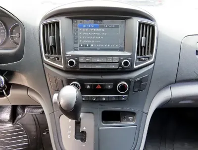 Hyundai Starex 2019, 150378 км, за 6498.62 USD - фото 13