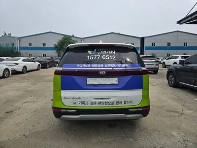 Kia Canival 2021, 68069 км, за 14542.58 USD