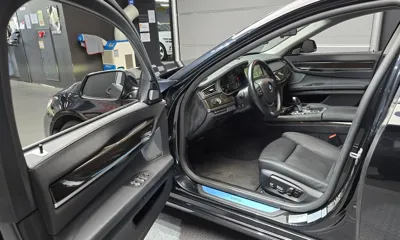 BMW 7-Series 2015, 102579 км, за 11750.03 USD - фото 10