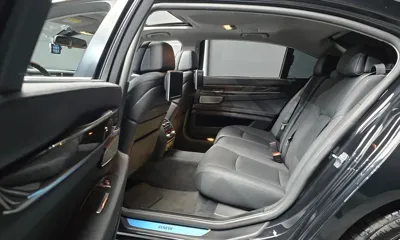 BMW 7-Series 2015, 102579 км, за 11750.03 USD - фото 12
