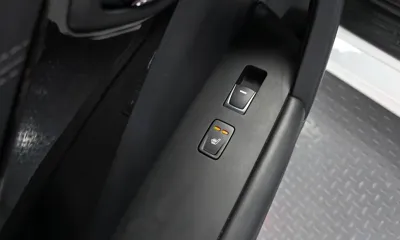 Hyundai Grandeur 2016, 170753 км, за 5534.93 USD - фото 32