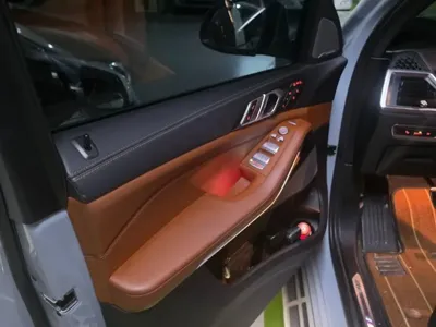BMW X7 2024, 38500 км, за 71487.81 USD - фото 6