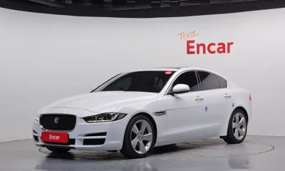 Jaguar XE · 2017 год