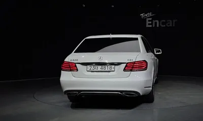 Mercedes-Benz E-Class 2014, 149819 км, за 6541.13 USD