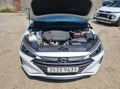 Hyundai Avante 2019, 124000 км, за 6147.55 USD