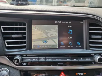 Hyundai Avante 2019, 124000 км, за 6104.77 USD - фото 18