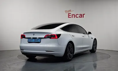 Tesla Model 3 2020, 85789 км, за 16922.28 USD