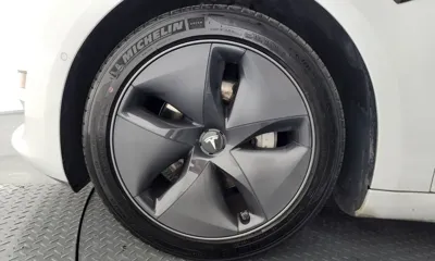 Tesla Model 3 2020, 85789 км, за 16922.28 USD