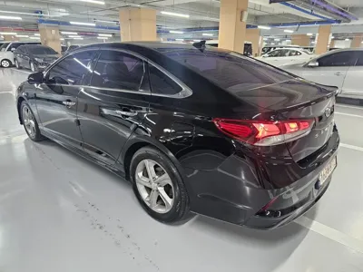 Hyundai Sonata 2018, 106318 км, за 7598.28 USD