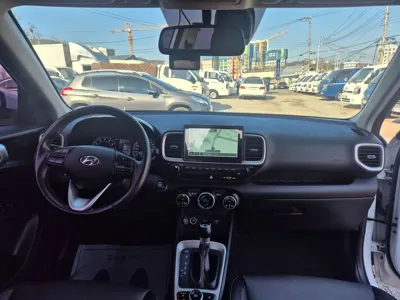 Hyundai Venue 2020, 117280 км, за 7548.9 USD - фото 8