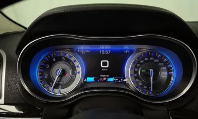 Chrysler 300C 2015, 142247 км, за 5860.52 USD - фото 8