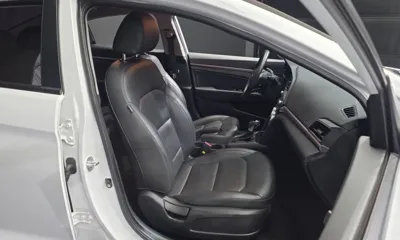 Hyundai Avante 2019, 81033 км, за 6892.48 USD - фото 12