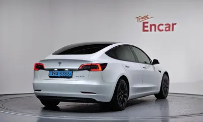 Tesla Model 3 2021, 89092 км, за 19764.69 USD