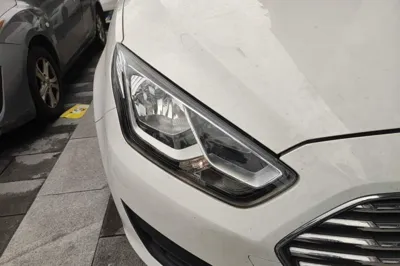 Ford Escort 2017, 65900 км, за 6855 USD