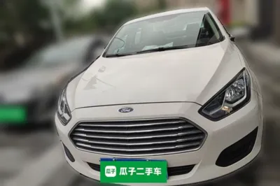 Ford Escort 2017, 65900 км, за 6855 USD