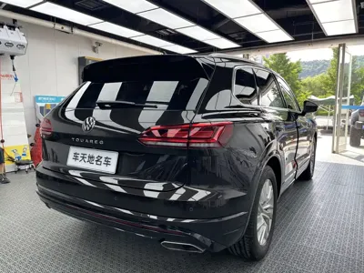 Volkswagen Touareg 2023, 118000 км, за 33292.02 USD - фото 9