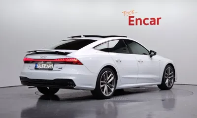 Audi A7 2022, 85005 км, за 31256.09 USD