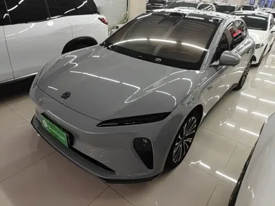 Nio ET5 · 2023 год