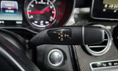 Mercedes-Benz GLC-Class 2019, 121556 км, за 19627.15 USD - фото 9