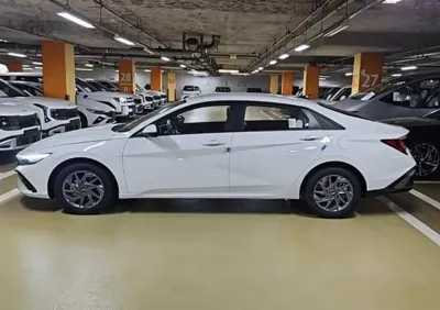 Hyundai Avante 2026, 1 км, за 2484.96 USD