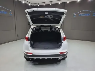Kia Sportage 2018, 77645 км, за 9446.26 USD - фото 16