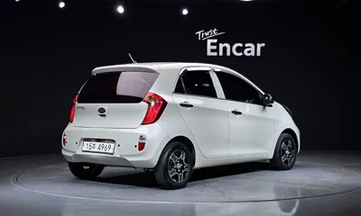 Kia Morning 2015, 76884 км, за 2693.12 USD