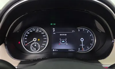 Genesis GV70 2023, 51973 км, за 22909.28 USD - фото 8