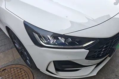 Ford Focus 2022, 32700 км, за 13642 USD - фото 8