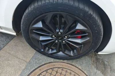 Ford Focus 2022, 32700 км, за 13642 USD - фото 9