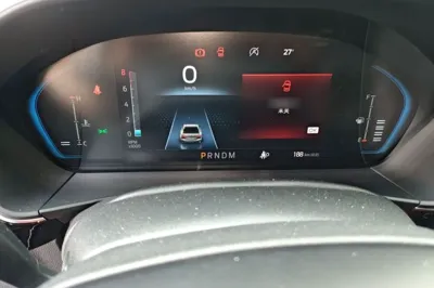 Ford Focus 2022, 32700 км, за 13642 USD - фото 11