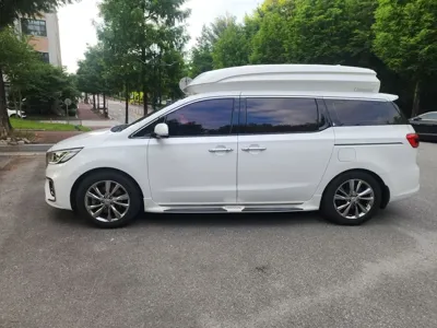 Kia Canival 2019, 67800 км, за 17395.3 USD