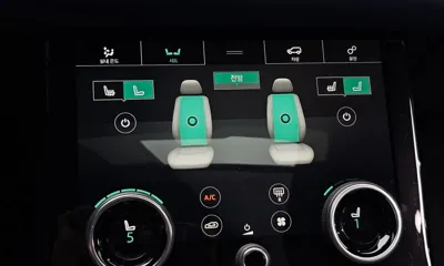 Land Rover Range Rover Velar 2018, 51284 км, за 25407.18 USD - фото 16