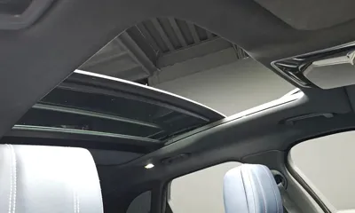 Land Rover Range Rover Velar 2018, 51284 км, за 25407.18 USD - фото 19