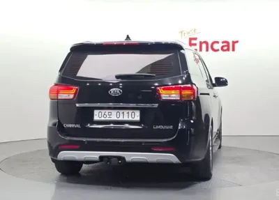 Kia Canival 2016, 195096 км, за 6110.64 USD