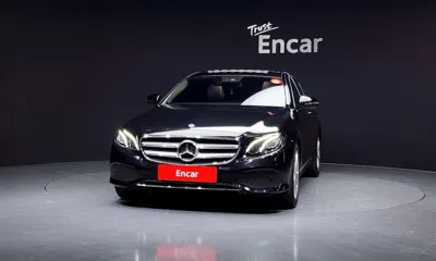 Mercedes-Benz E-Class 2018, 93578 км, за 12936.35 USD