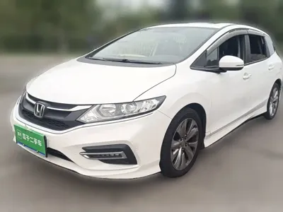 Honda Jade 2018, 88900 км, за 7943.36 USD