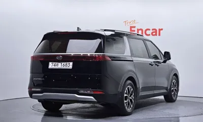 Kia Canival 2021, 117889 км, за 14939.2 USD