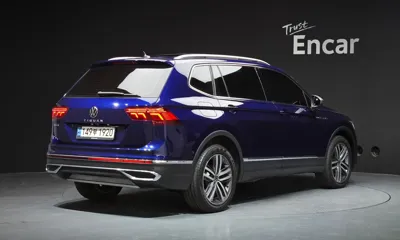 Volkswagen Tiguan 2022, 46248 км, за 17255.97 USD