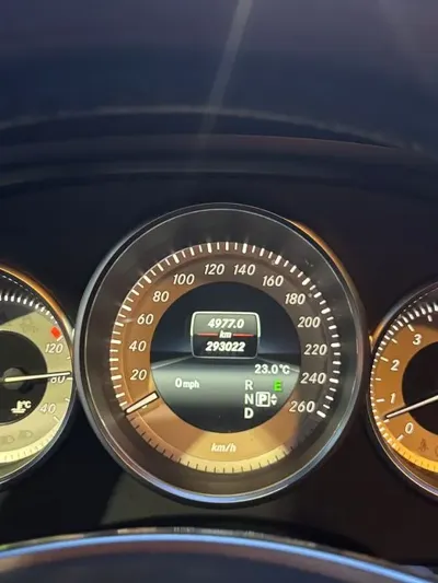 Mercedes-Benz CLS-Class 2015, 294150 км, за 10056.45 USD